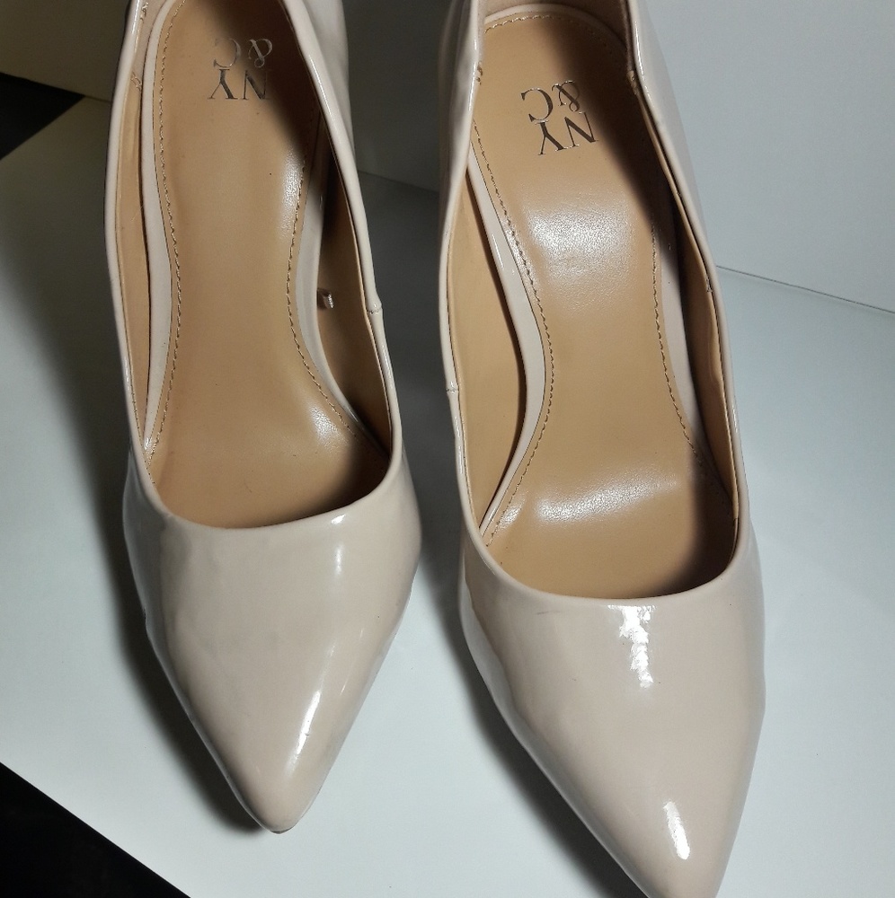 Ny & co. Nude, size 7 heels